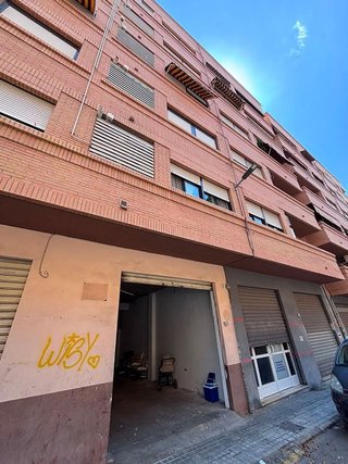 Local comercial en venta en Zona Concordia en Burjassot