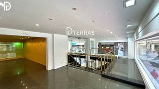 Local comercial en venta en Zona de Plaza de Barcelos en Pontevedra