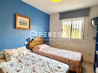 Chalet en venta en El Puerto - Romanilla en Roquetas de Mar