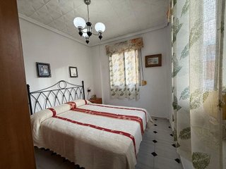 Piso en venta en La Malva-rosa en Valencia