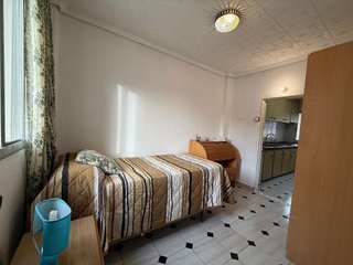 Piso en venta en La Malva-rosa en Valencia
