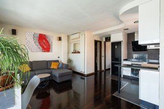 Ático en venta en Los Cármenes en Madrid