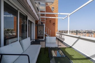 Ático en venta en Los Cármenes en Madrid