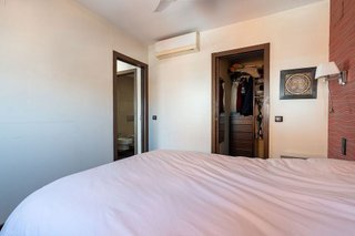 Ático en venta en Los Cármenes en Madrid