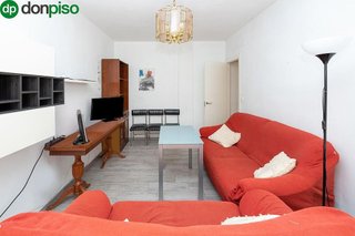 Piso en venta en Camino de Ronda - Rosaleda en Granada