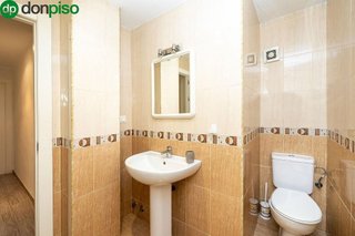 Piso en venta en Camino de Ronda - Rosaleda en Granada