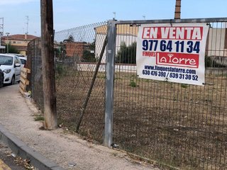 Terreno en venta en Sant Jordi-Babilonia en Torredembarra