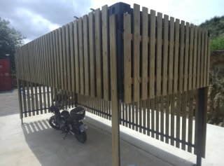 Pérgola/Garaje Terraza Madera y Metal