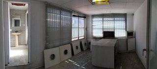 Edificio en venta en Creu de Barberà en Sabadell