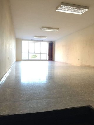 Edificio en venta en Creu de Barberà en Sabadell
