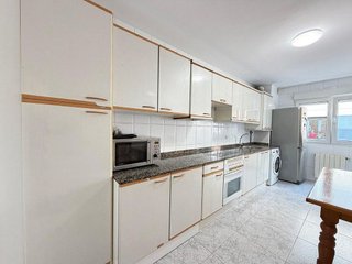 Piso en venta en Natahoyo en Gijón