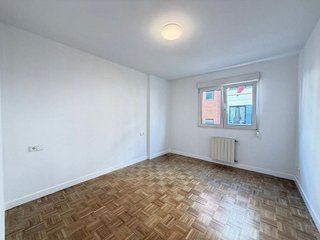 Piso en venta en Natahoyo en Gijón