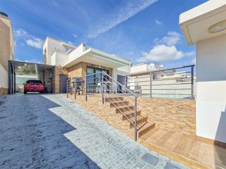 Chalet en venta en San Miguel de Salinas