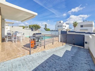 Chalet en venta en San Miguel de Salinas