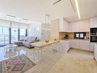 Chalet en venta en San Miguel de Salinas