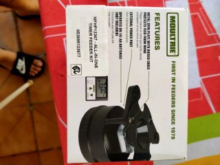 2 Cebaderos Comederos Automáticos Moultrie