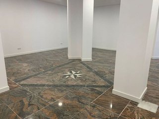 Local comercial en venta en Ricardo Soriano en Marbella