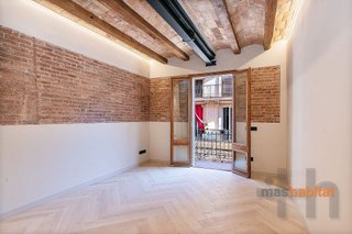 Piso en venta en El Poble Sec - Parc de Montjuïc en Barcelona