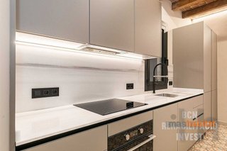 Piso en venta en El Poble Sec - Parc de Montjuïc en Barcelona