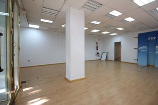 Local comercial en venta en Montijo