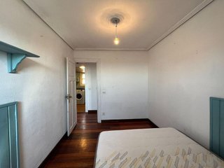 Piso en venta en Puerto Chico en Santander