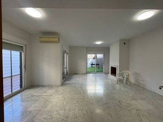 Casa pareada en venta en Zona Colegio Europa en Espartinas