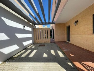 Casa pareada en venta en Zona Colegio Europa en Espartinas