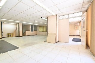 Local comercial en venta en La Font de la Guatlla en Barcelona