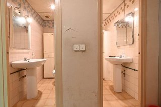 Local comercial en venta en La Font de la Guatlla en Barcelona