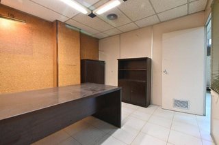 Local comercial en venta en La Font de la Guatlla en Barcelona