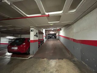 Garaje en venta en Mercado en Alicante