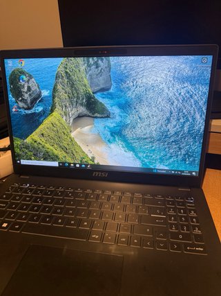 Portátil MSI Modern 15 i7-13620H 32GB RAM 1TB SSD