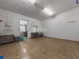 Local comercial en venta en Embajadores - Lavapiés en Madrid