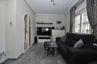 Chalet en venta en Campos de Golf - Villa Martin - Los Dolses en Orihuela