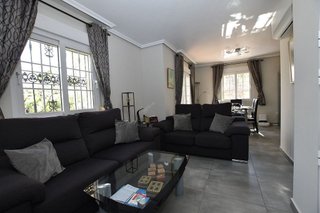 Chalet en venta en Campos de Golf - Villa Martin - Los Dolses en Orihuela