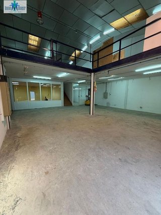 Nave industrial en venta en Santa Cruz - Industria - Polígono Campollano en Albacete