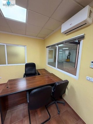 Nave industrial en venta en Santa Cruz - Industria - Polígono Campollano en Albacete