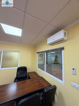 Nave industrial en venta en Santa Cruz - Industria - Polígono Campollano en Albacete