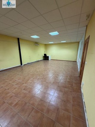 Nave industrial en venta en Santa Cruz - Industria - Polígono Campollano en Albacete