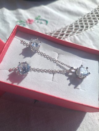 Conjunto Plata: Pendientes y Colgante Moissanita