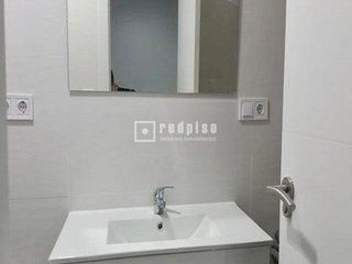 Piso en venta en San Andrés en Madrid