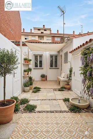 Casa adosada en venta en Trobajo del Camino en San Andrés del Rabanedo