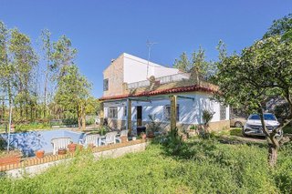 Chalet en venta en Sanlúcar la Mayor