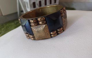 Bracciale rigido vintage colore  nero e oro