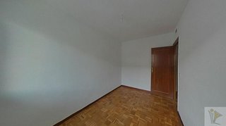 Piso en venta en Palos de Moguer en Madrid