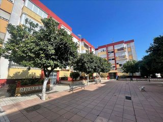 Piso en venta en La Orden en Huelva