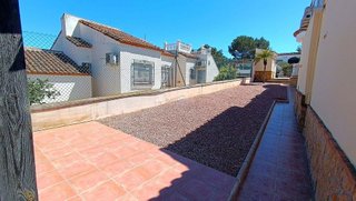 Casa en venta en Jacarilla