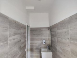 Local comercial en venta en La Torrassa en Hospitalet de Llobregat, L´