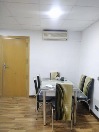 Local comercial en venta en La Torrassa en Hospitalet de Llobregat, L´