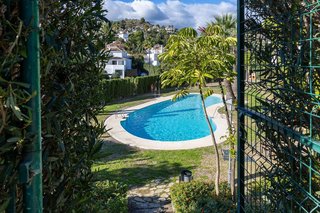 Piso en venta en Los Naranjos en Marbella